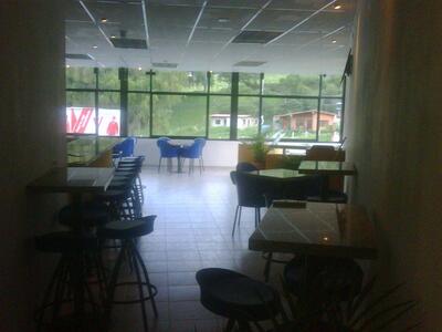 The Zone Grill, C.A. Hamburguesas 3/4 y mas