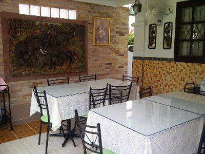Krua Khun Toi - Great Food in Buriram