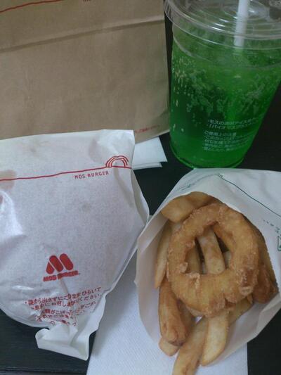 モスバーガー菊川店