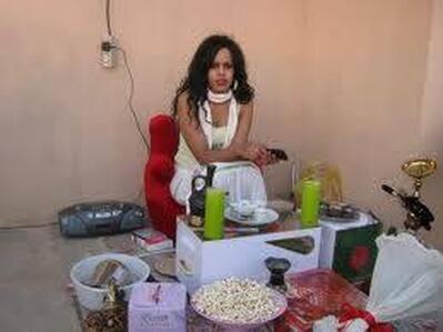 أشــــقـــــــريـــات مـــــوول / Ahqriaat Mall