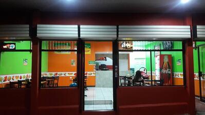 Quinchos's Pizza