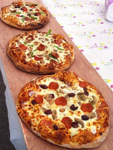B.B Pizza
