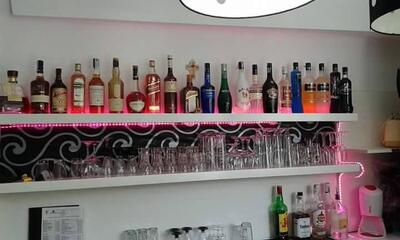Bar lion lounge