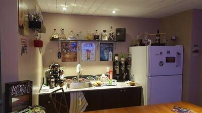 Bursey's Pour House Labrador City NL
