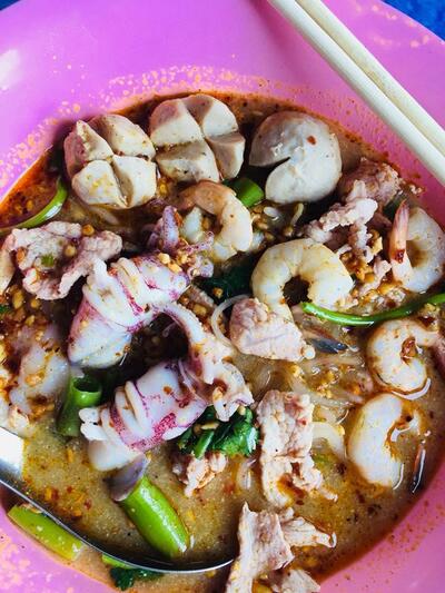 ร้านชามช้าง
