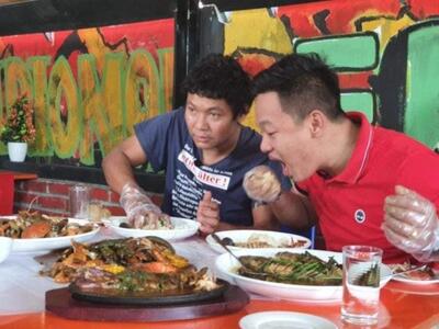 OMG. Seafood ရခိုင်ရိုးရာအစားအစာ နှင့် လတ်ဆက်သောပင်လယ်စာများ