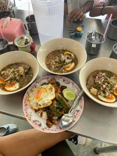ก๋วยเตี๋ยวหมูต้มยำสูตรโบราณวัดใต้