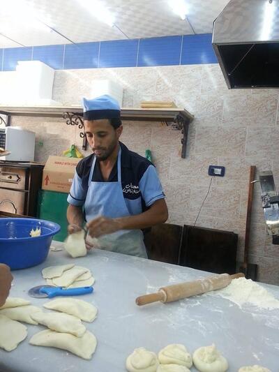 معجنات جبنه وزيتون