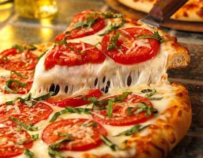 Pizzería "Don Queco"