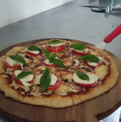 Restaurante y pizzería el mana