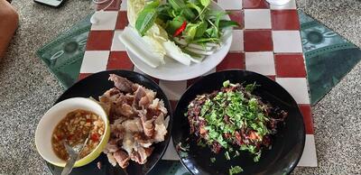 ลาบอุ๊ยคำ