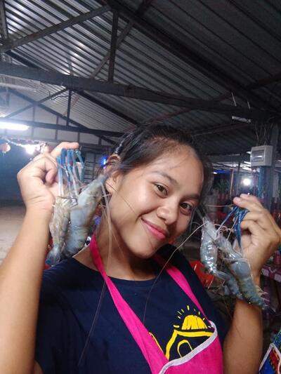 ร้านเรือนชมพูหมูกะทะ สาขา ค้อวัง Yasothon