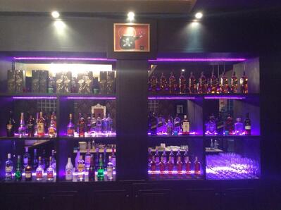 S Bar