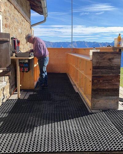 Bar Canorta Alp Sezner