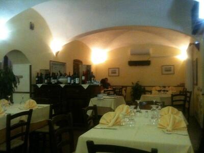 Il Portico, Grill & Wine Bar