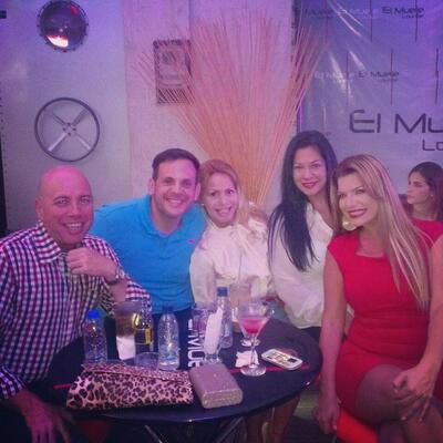 El Muelle Lounge