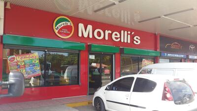 Morelli´s Pizza por Metro
