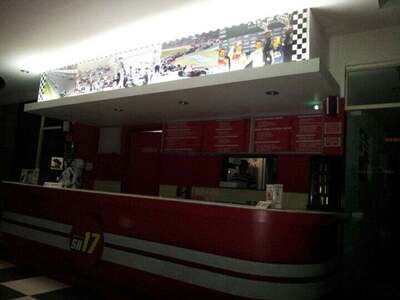 SH 17 Restaurant photo