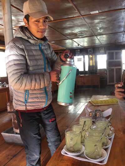 Tashi Guest House Restaurant and Bar