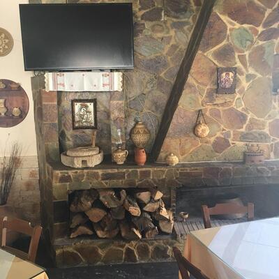 Family Taverna Arvanitis