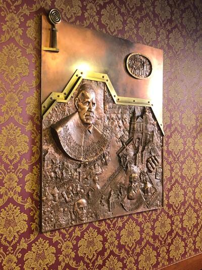 Senamiestis, kavine, Tela