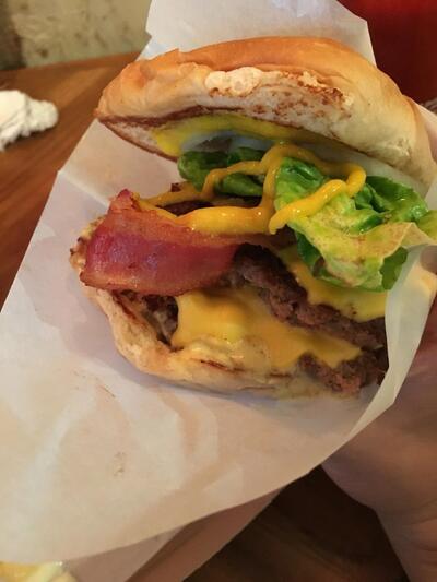 Home Burgers Calle 81