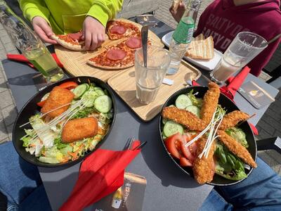 Sport- en Eetcafé De Valk