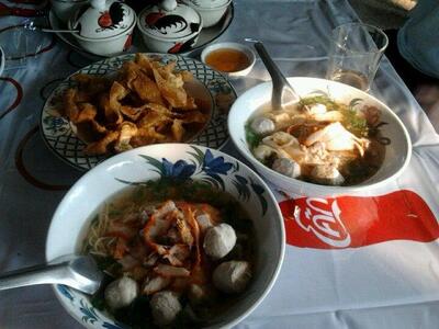 บะหมี่เกี๊ยว ฮ่องกอก