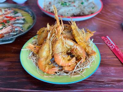 Golden Shrimp Cuisine