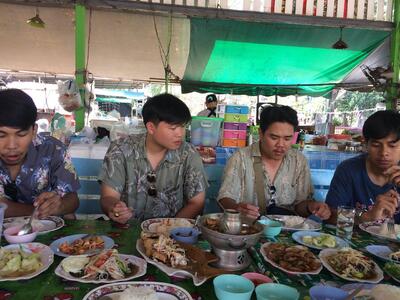 ร้านอาหาร ครัวบัวชมพู