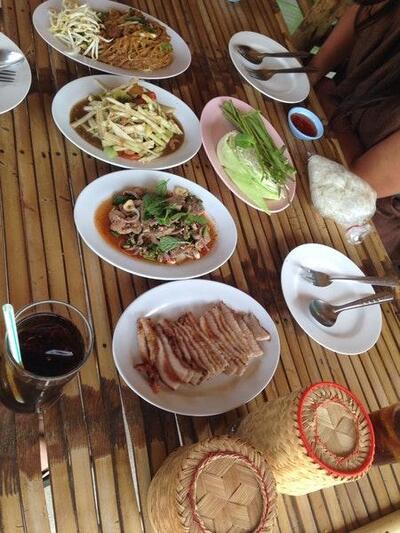 ร้านไก่ย่างโคราช-ดอนชมพู
