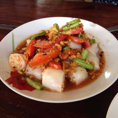 ส้มตำหลอด ร้านส้มตำท่าลวก เดิมบางนางบวช สุพรรณบุรี