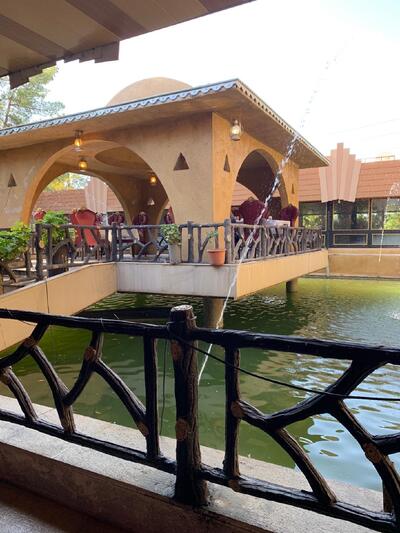 Laneh Tavoos Tourist Restuarant