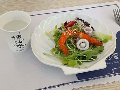 Small萱牛奶特色鍋物