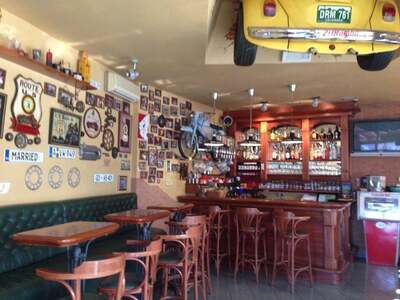 Bar CC