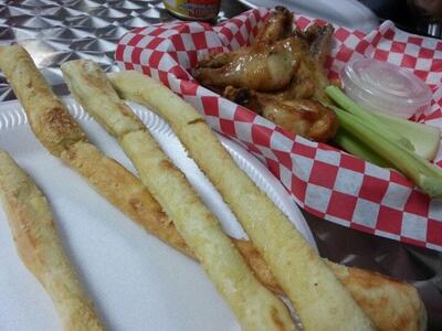 Bolos Pizza & Wings