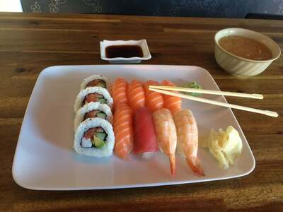 Yoshimi sushi