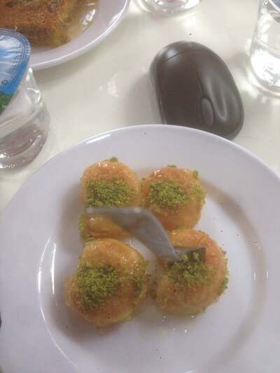 Divan Baklava & Dondurma
