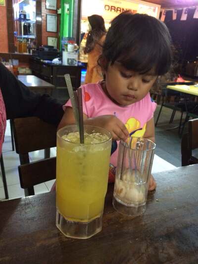 Oren Cafe