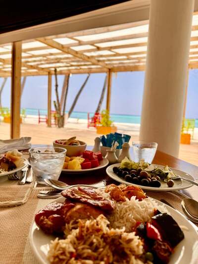 Maaniya Restaurant