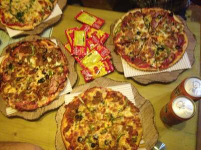 Pizza Papas پیتزا پاپاس