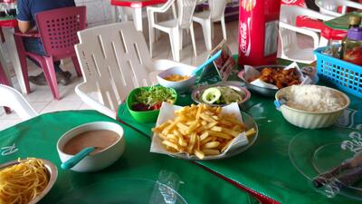 R e R restaurante foto