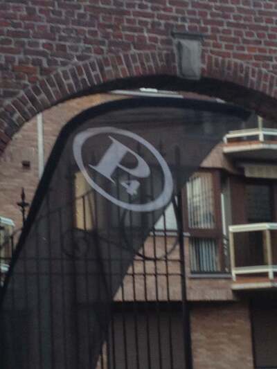 Jh Perron 4 Pop-Up Bar