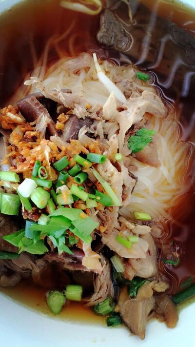 ร้านอาหารก๋วยเตี๋ยวเป็ดหนองแซง