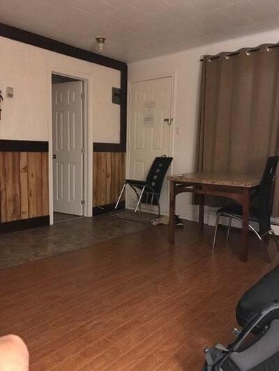 Carleton Motel & Coffee Shop