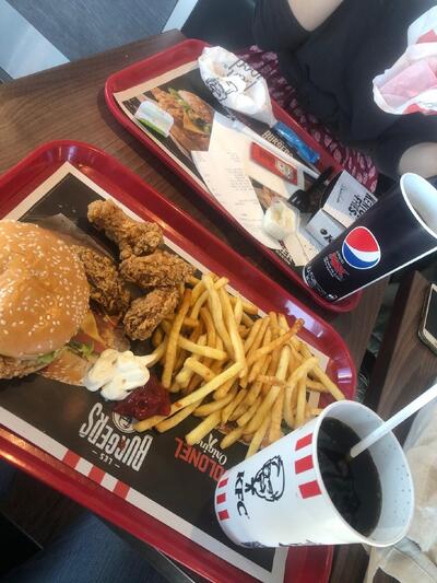 Essayez un hamburger à KFC