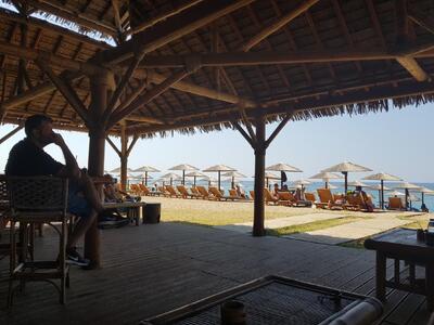 Beach Bar Monolithi
