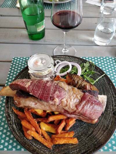 Katunar Winery & Ulika Restaurant