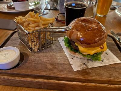 Vistiņas Karbonādes Steiki, restorāns