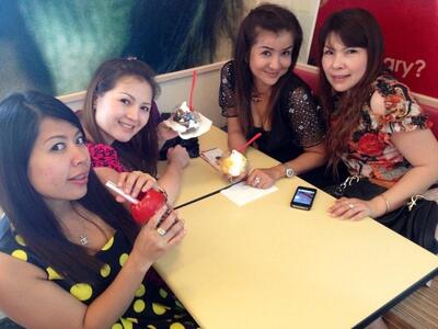 KFC Lotus NaKhonchaisri